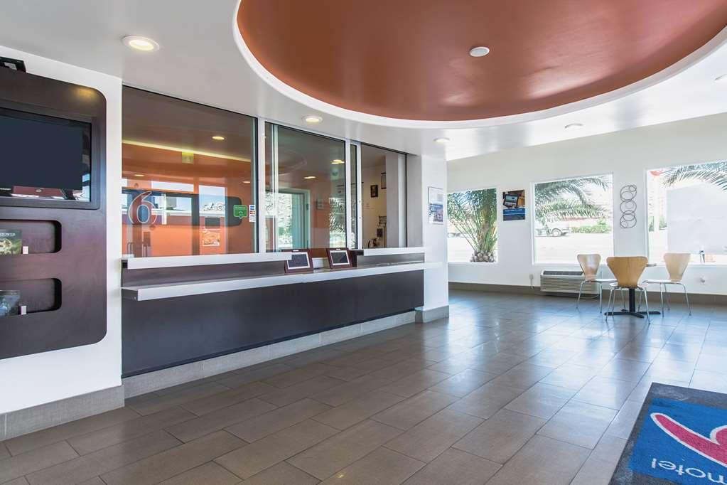 Studio 6 Victorville - Apple Valley Интерьер фото